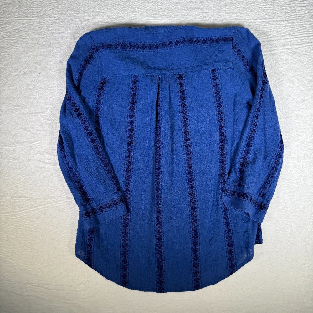 Vtg Lucky Brand Live In Love Blue Embroidered 1/3 Button down Blue Size S‎ Y2K
